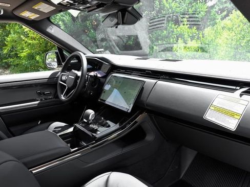 New 2026 Land Rover Range Rover Sport SE AWD/4WD image 19