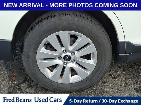 Used 2019 Subaru Outback 2.5i AWD/4WD image 11