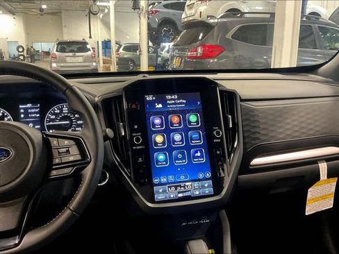 Used 2025 Subaru Forester Premium w/ Convenience Package #1 image 6