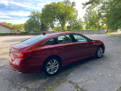 Used 2018 Honda Accord LX image 5