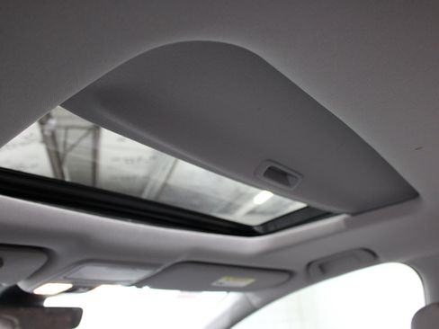 Used 2024 Honda Odyssey EX-L image 21
