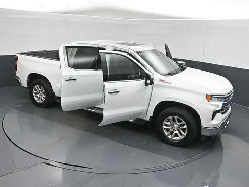 Used 2023 Chevrolet Silverado 1500 LTZ w/ LTZ Convenience Package II AWD/4WD image 60