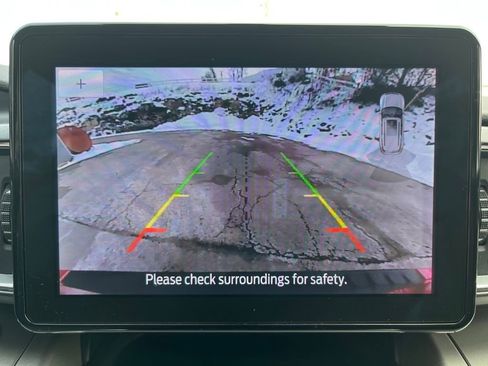 Certified 2022 Ford Explorer XLT w/ Equipment Group 202A image 21