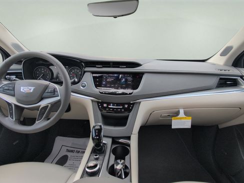 New 2026 Cadillac XT5 Premium Luxury image 17