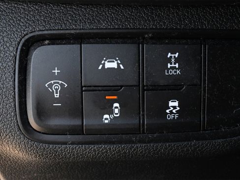 Used 2019 Hyundai Santa Fe SE image 14