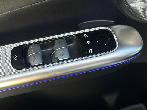 New 2026 Mercedes-Benz GLC 300 image 23