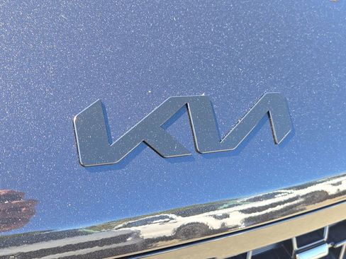 New 2026 Kia Carnival SX Prestige image 4