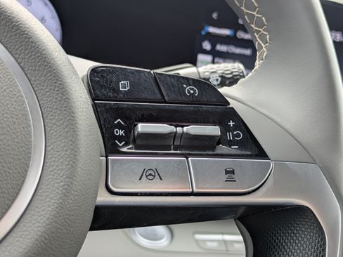 Certified 2023 Hyundai Elantra SEL w/ Convenience Package FWD image 24