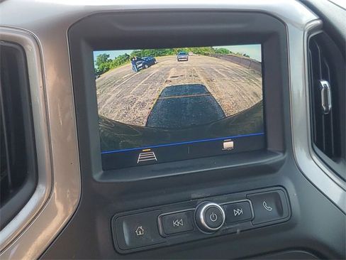 Used 2021 Chevrolet Silverado 1500 Custom image 18