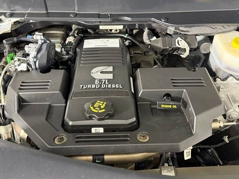 Certified 2024 RAM 2500 Big Horn w/ Off Road Package AWD/4WD image 31
