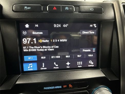 Used 2017 Ford F150 Platinum w/ Equipment Group 701A Luxury image 16