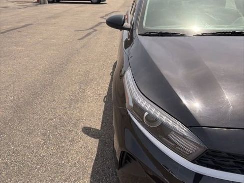Used 2024 Kia Forte LXS FWD image 4