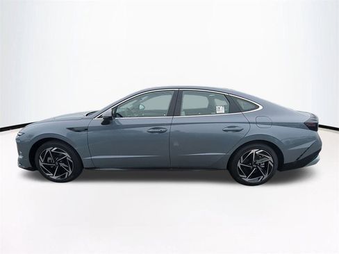 New 2026 Hyundai Sonata SEL FWD image 8