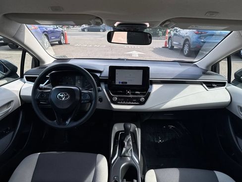 Used 2025 Toyota Corolla LE w/ Convenience Package FWD image 10
