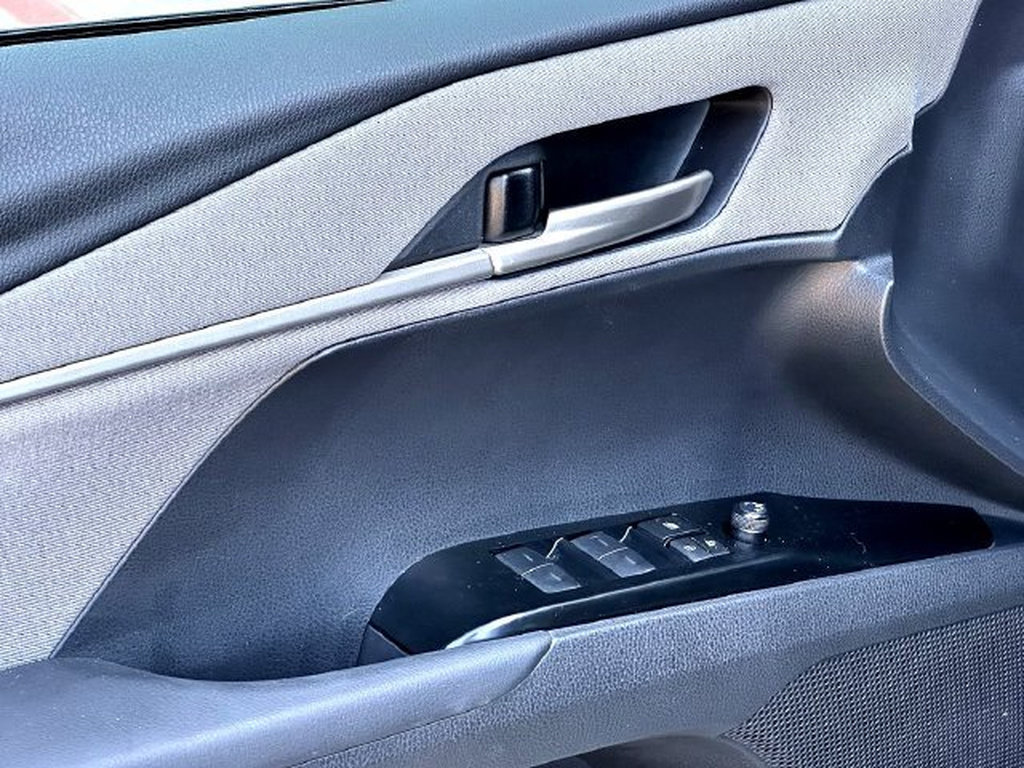 Certified 2025 Toyota Camry LE FWD image 11