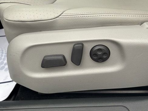 Used 2010 Volkswagen Passat Komfort image 14