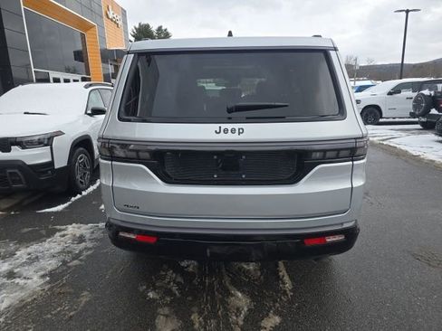 New 2026 Jeep Grand Wagoneer Limited image 5