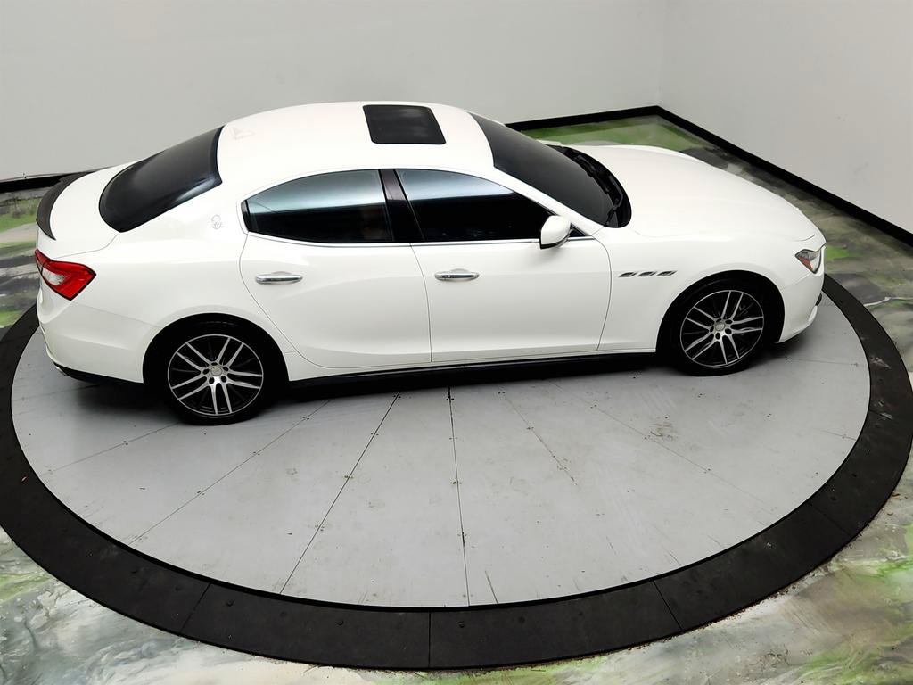 Used 2016 Maserati Ghibli RWD image 36