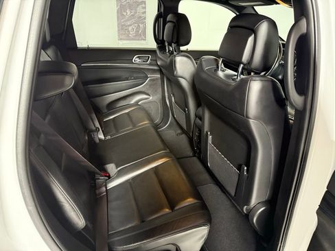 Certified 2021 Jeep Grand Cherokee Limited image 16