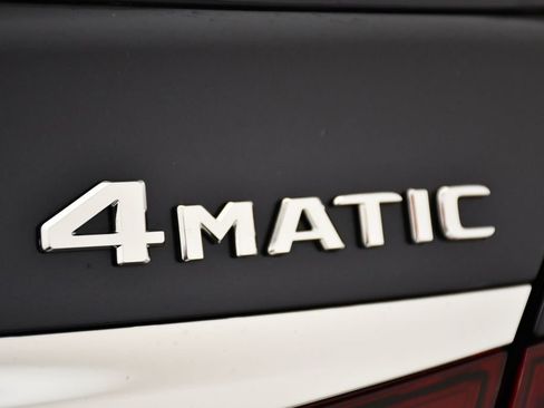 Used 2023 Mercedes-Benz E 450 4MATIC Sedan image 10