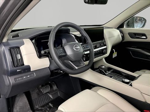 New 2026 Nissan Pathfinder SL AWD/4WD image 15