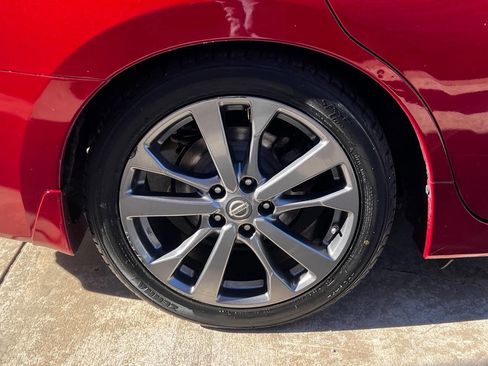 Used 2018 Nissan Altima 2.5 SR w/ SR Special Edition image 10