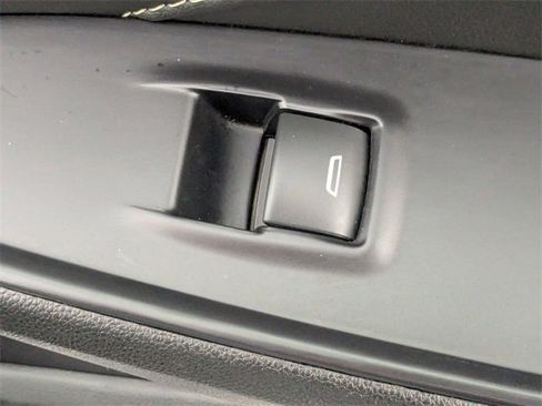 Used 2022 Chevrolet Traverse LT w/ LPO, 'HIT The Road' Package image 35