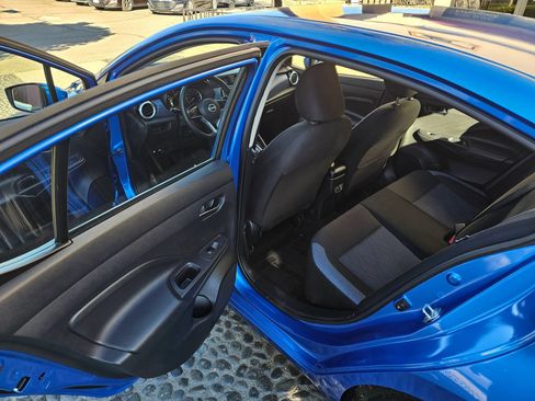 Used 2023 Nissan Versa SV FWD image 16
