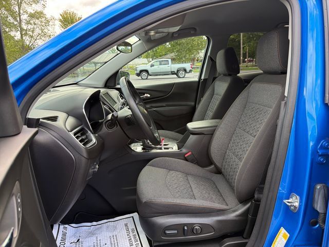 Used 2024 Chevrolet Equinox LT AWD/4WD image 3