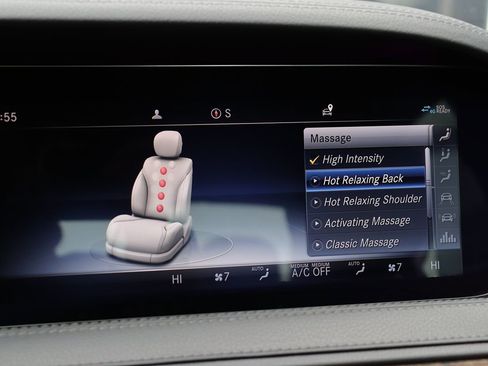 Used 2019 Mercedes-Benz S 560 Sedan image 30