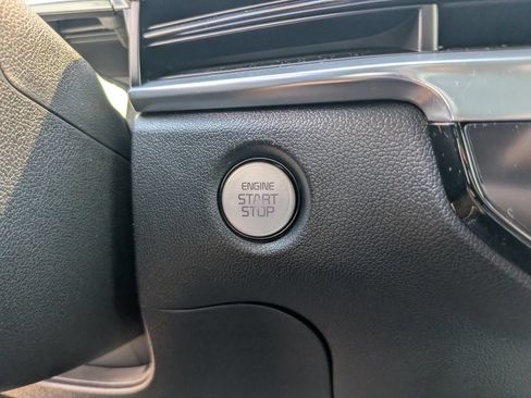 Certified 2026 Kia Sorento SX Prestige AWD/4WD image 32