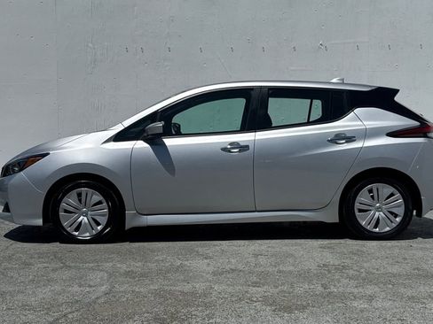 Used 2022 Nissan Leaf S FWD image 6