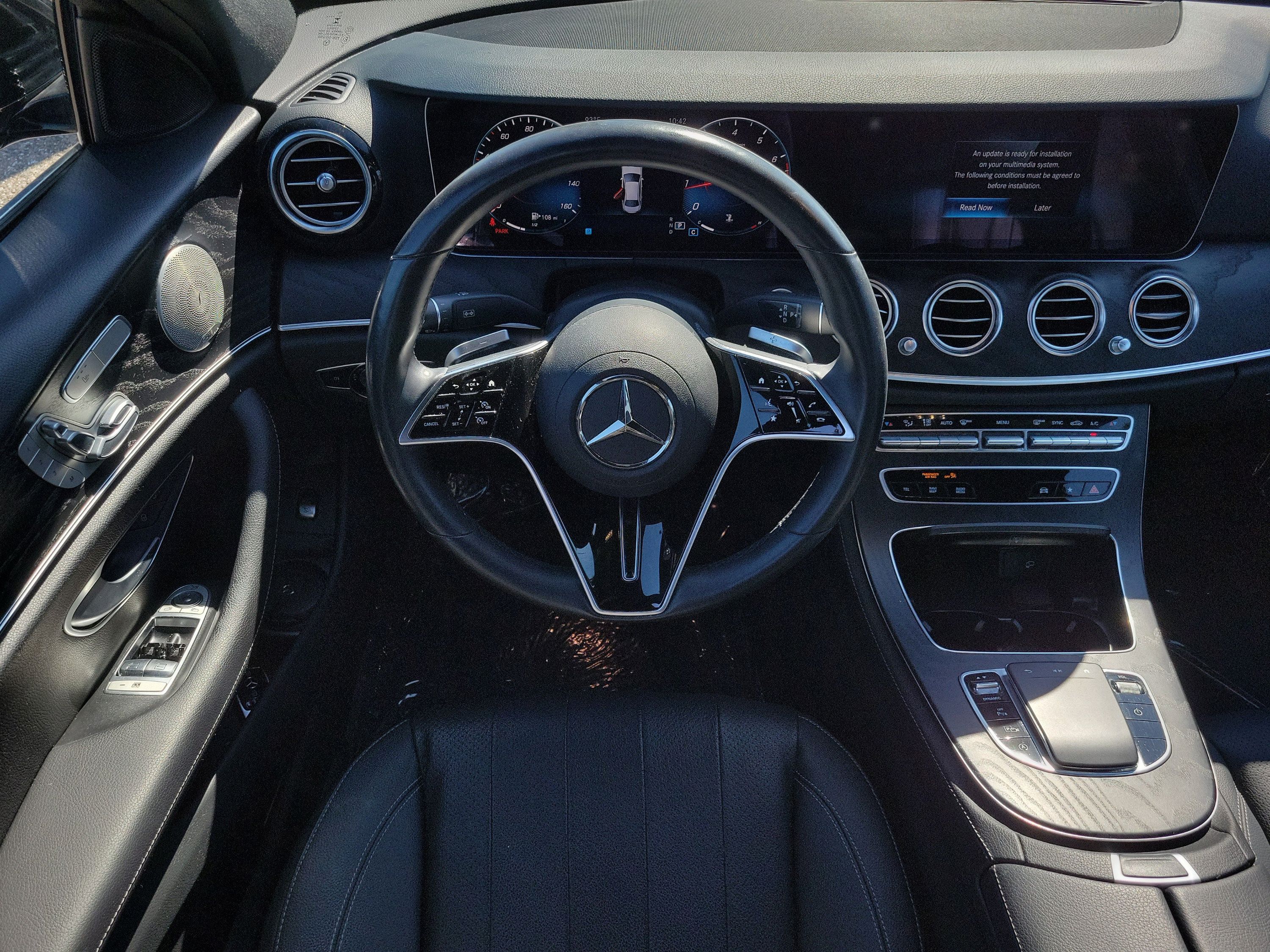 Used 2023 Mercedes-Benz E 350 4MATIC Sedan image 13