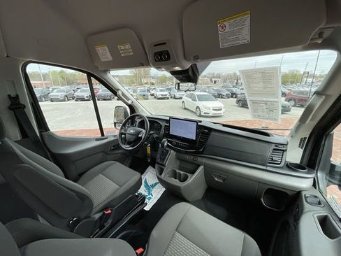 Used 2025 Ford Transit 350 XLT RWD image 36
