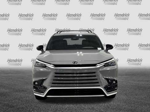 Used 2026 Lexus TX 500h AWD image 5