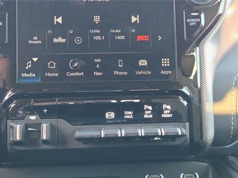 Used 2022 RAM 2500 Limited w/ Towing Technology Group image 27