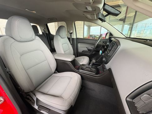 Used 2019 Chevrolet Colorado W/T w/ WT Convenience Package AWD/4WD image 23