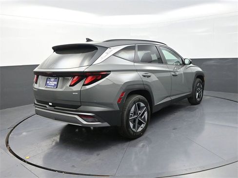 New 2026 Hyundai Tucson SEL image 8
