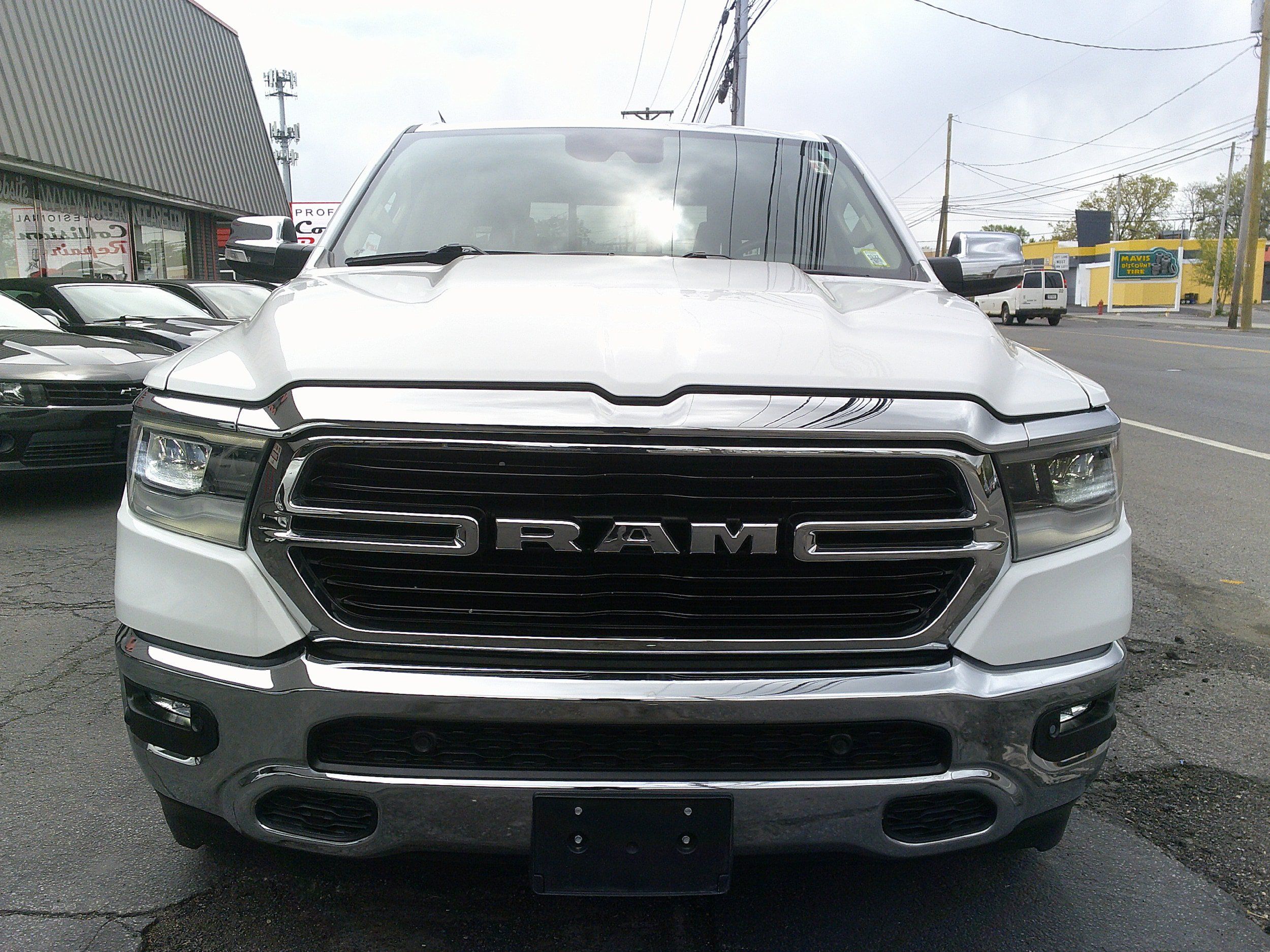 Used 2021 RAM 1500 Laramie AWD/4WD image 8