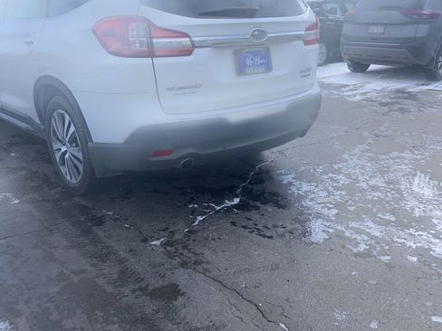 Used 2019 Subaru Ascent Touring w/ Popular Package #2A image 3