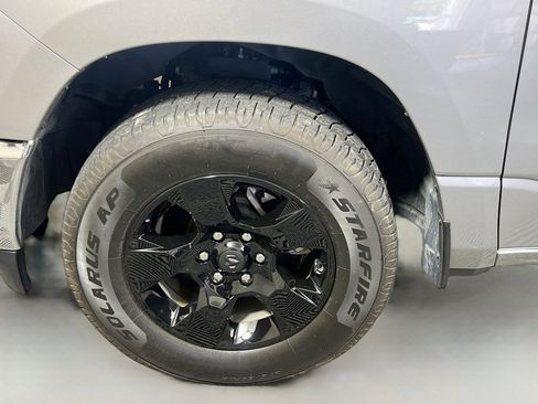 Used 2024 RAM 1500 Big Horn AWD/4WD image 13