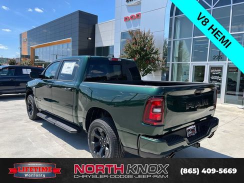 New 2026 RAM 1500 Express AWD/4WD image 17