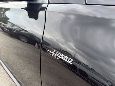Used 2025 Mercedes-Benz GLE 53 AMG 4MATIC image 4