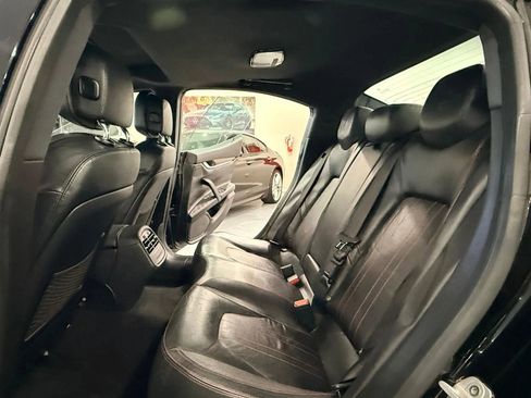 Used 2017 Maserati Ghibli RWD image 16