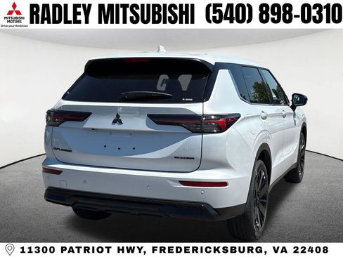 New 2026 Mitsubishi Outlander LE AWD/4WD image 19