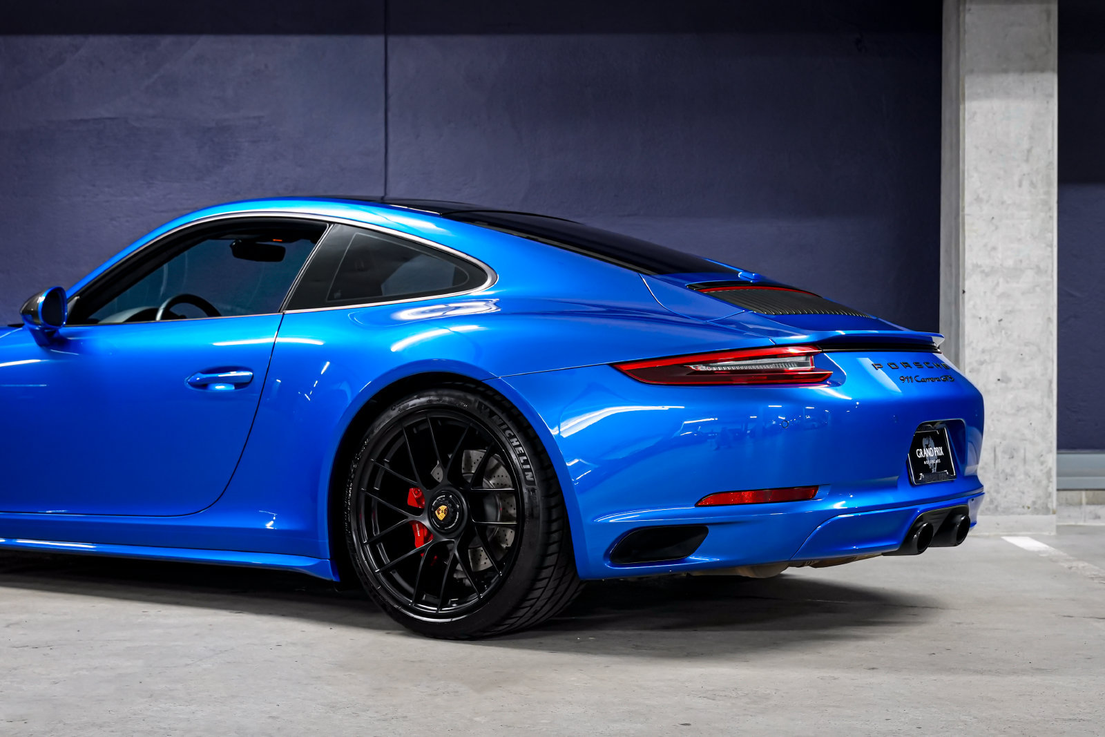 Used 2017 Porsche 911 Carrera GTS RWD image 34