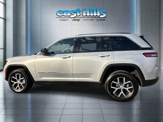 Certified 2024 Jeep Grand Cherokee Limited AWD/4WD image 6