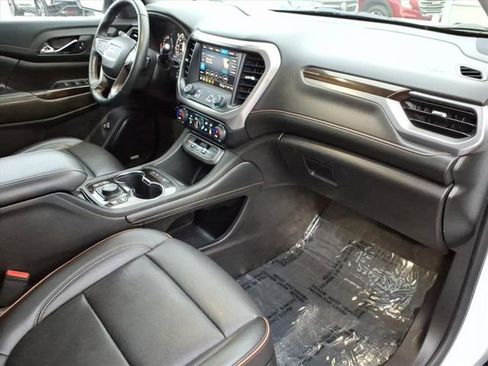 Used 2023 GMC Acadia AT4 w/ Technology Package image 24