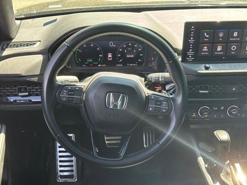 Used 2024 Honda Accord Sport image 18