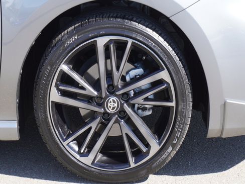 Used 2026 Toyota Camry XSE AWD/4WD image 5
